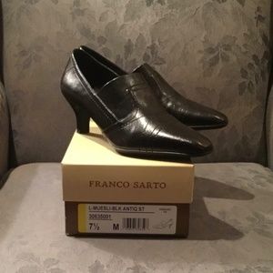Lady’s Franco Sarto Museli Black Size 7 1/2